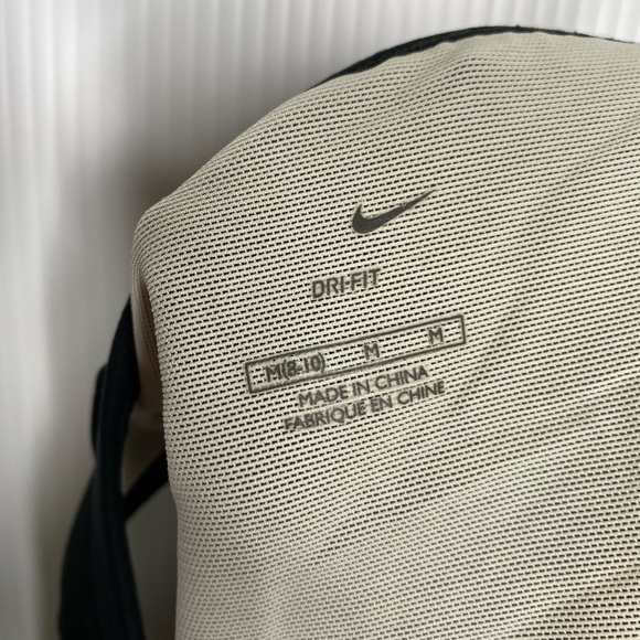 Nike DriFit Black Racerback Sports Workout Top Medium - Picture 6 of 7